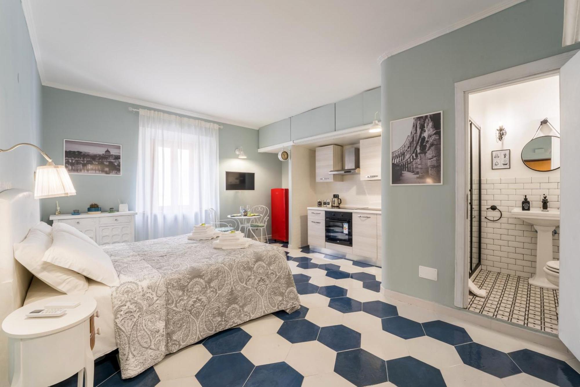 The Small Nest At Coliseum Apartment *
