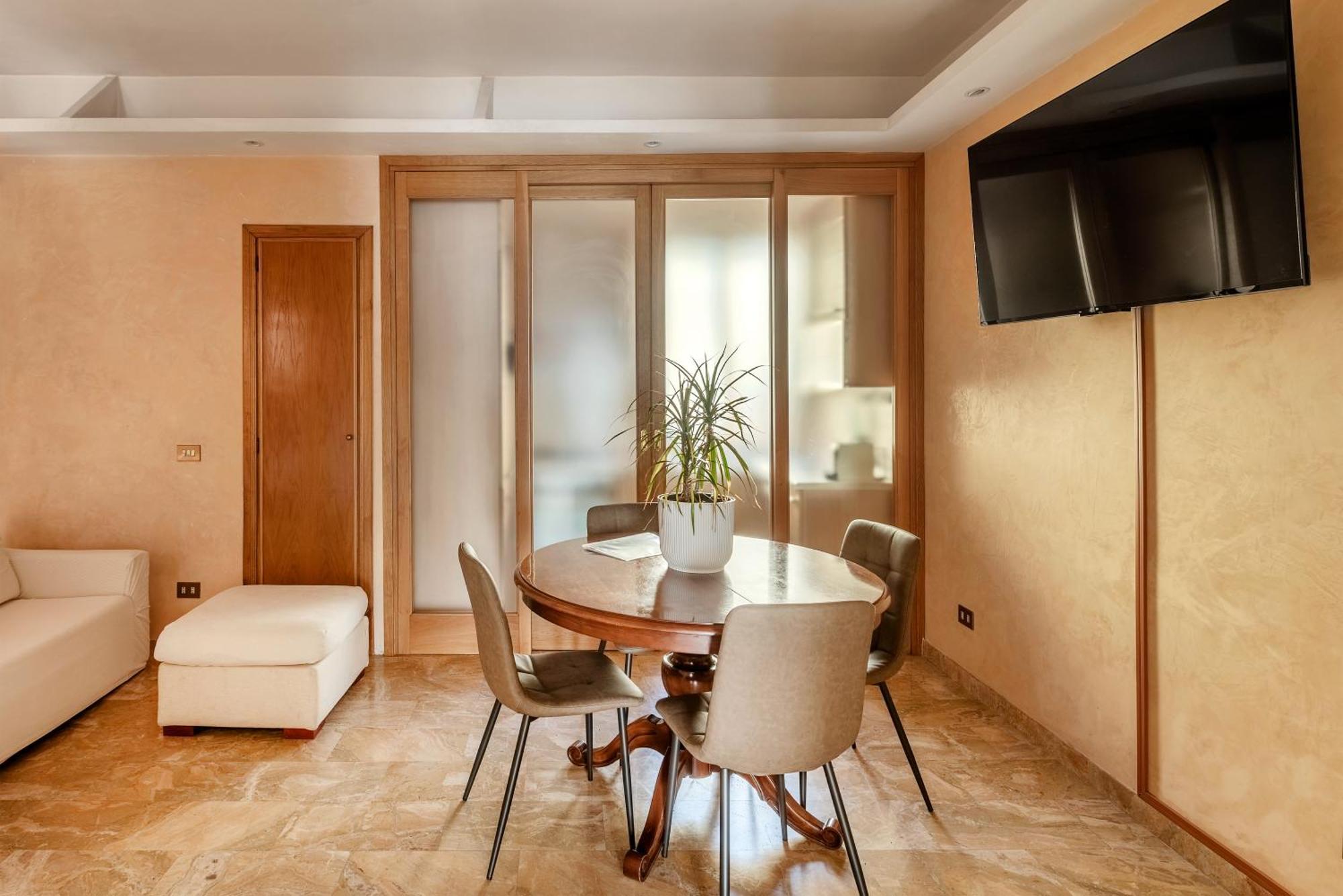 Apartment27 *