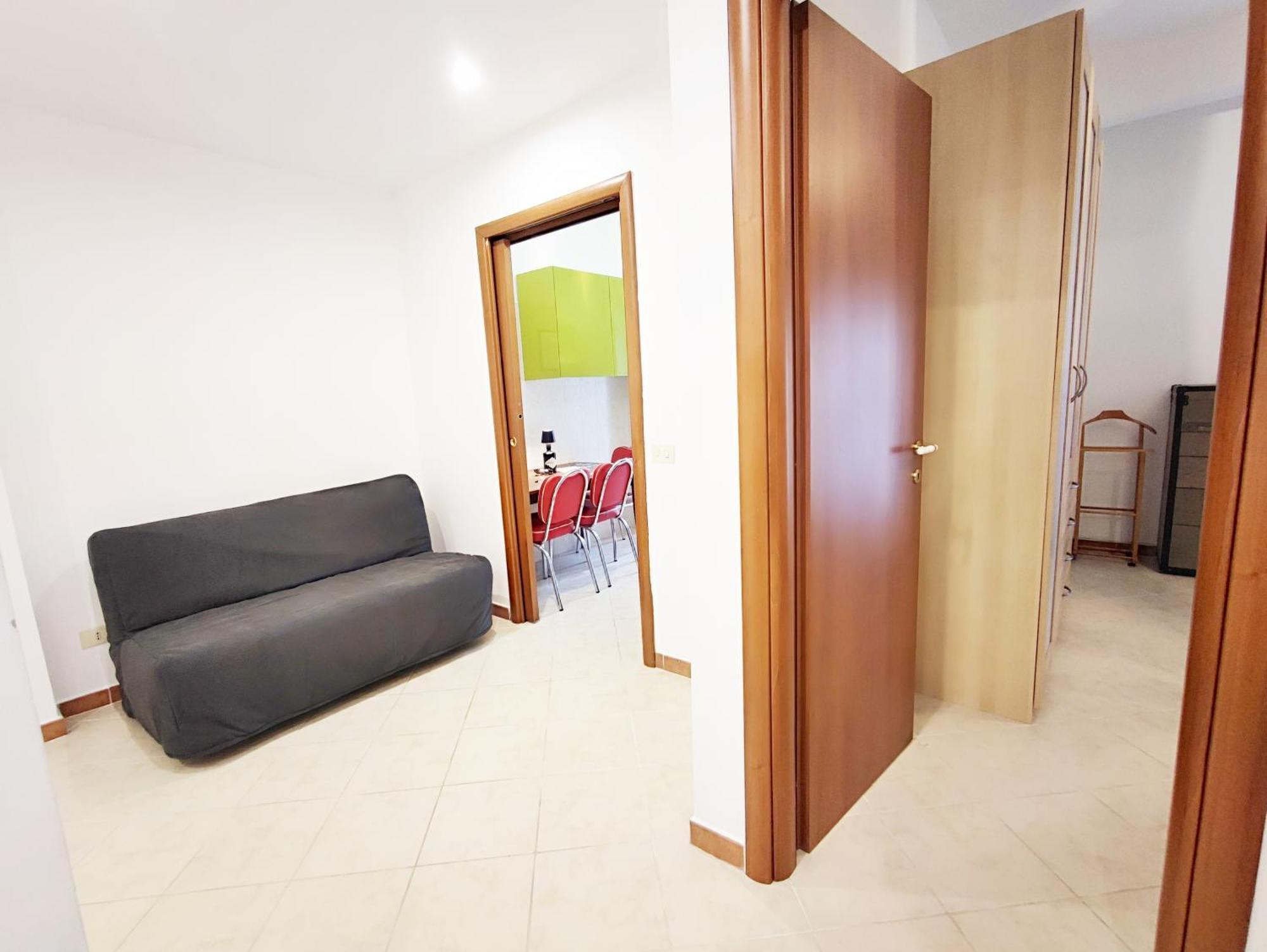 Valle Corteno 62 Street * Roma