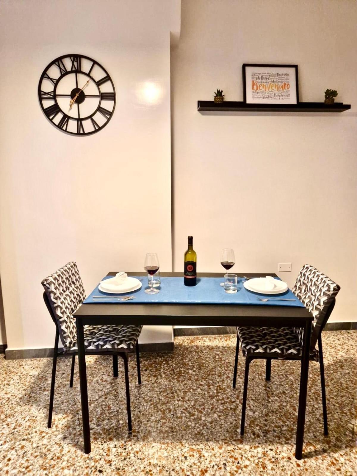 Domus Alessio Apartment *
