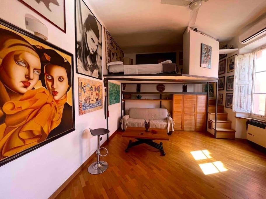 Our Arty Flat In Monti * Rome