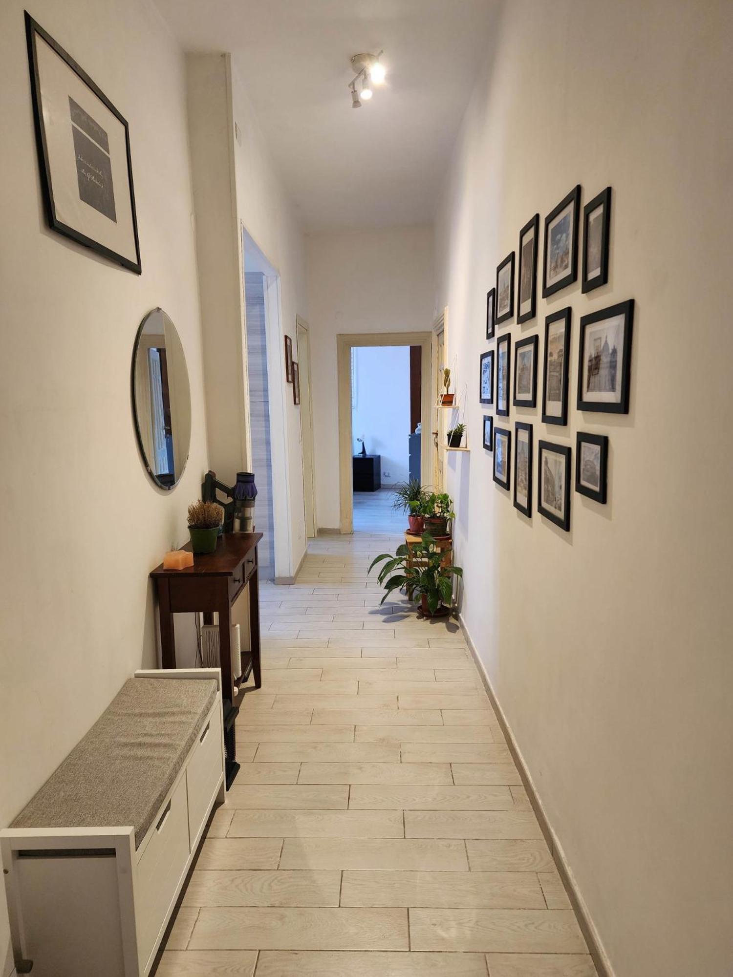 Cozy Haven Near San Giovanni Roma