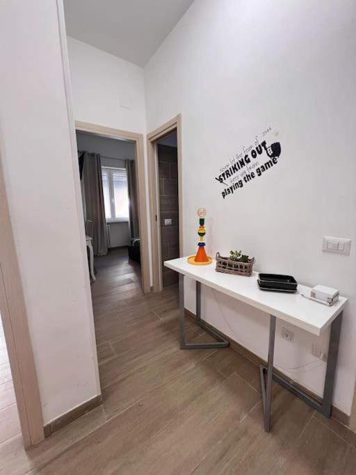 Appartamento Grazioso Tiburtina - 3 Bedrooms *