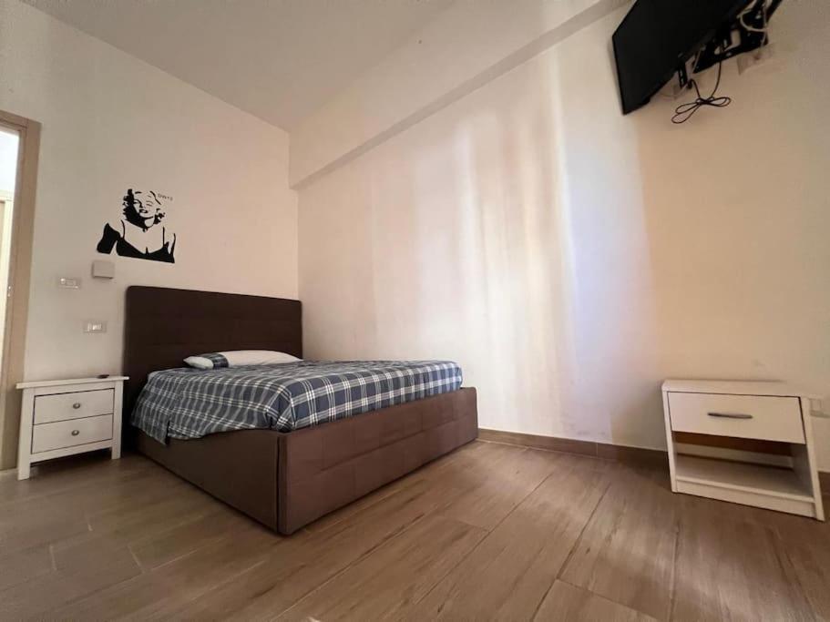 Appartamento Grazioso Tiburtina - 3 Bedrooms Roma