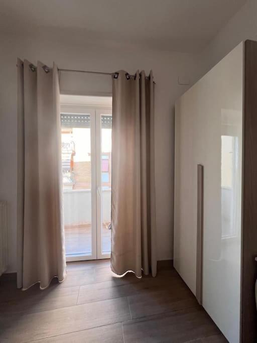 Appartamento Grazioso Tiburtina - 3 Bedrooms *