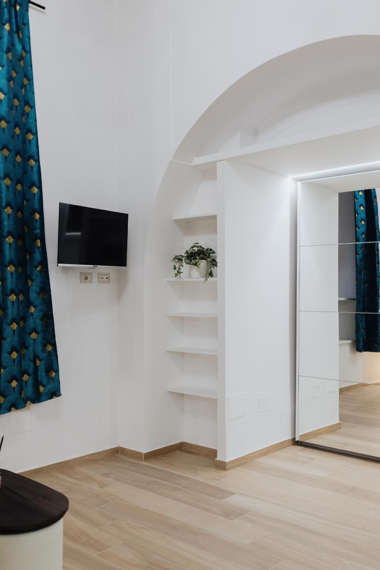 Modern Loft In *