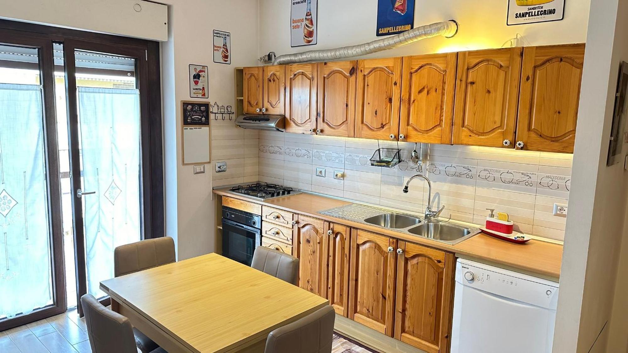 Luxury Cinecitta Apartamento *