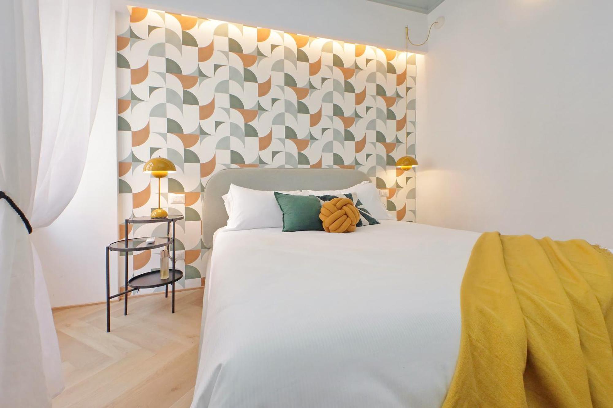 Ych-colorful And Classy Near Fori Imperiali Apartment Rome