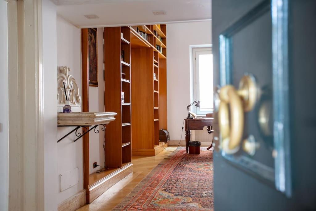 Angi's The New Luxury In Heart * Rome