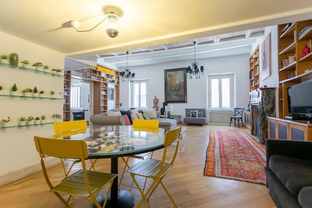 Angi's The New Luxury In Heart Rome