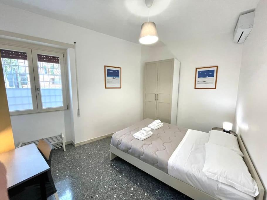 Ardeatino Appartement *