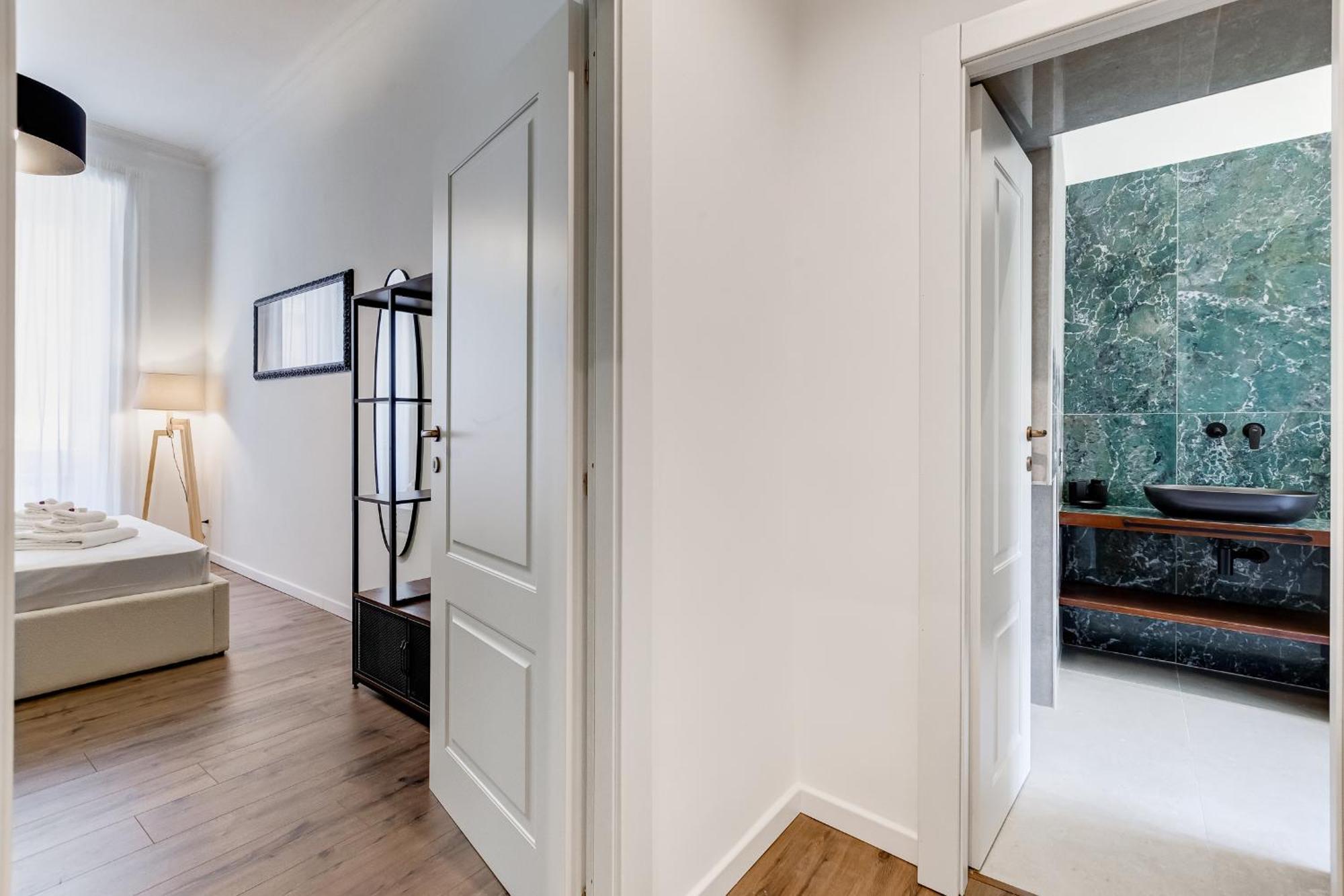 Apartment Bmga L Ottaviano Lux 3bdr Rome