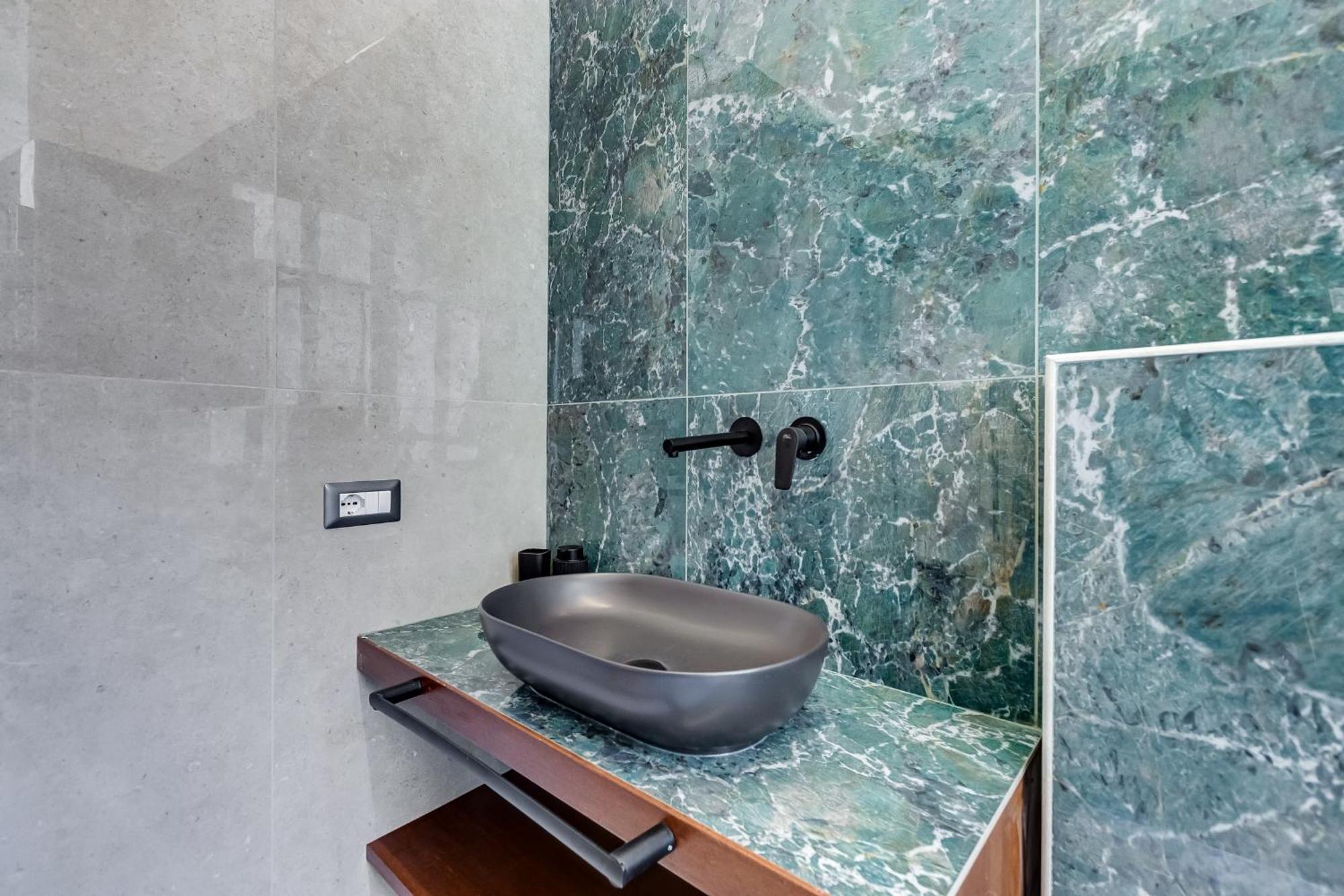 Bmga L Ottaviano Lux 3bdr Apartment Rome