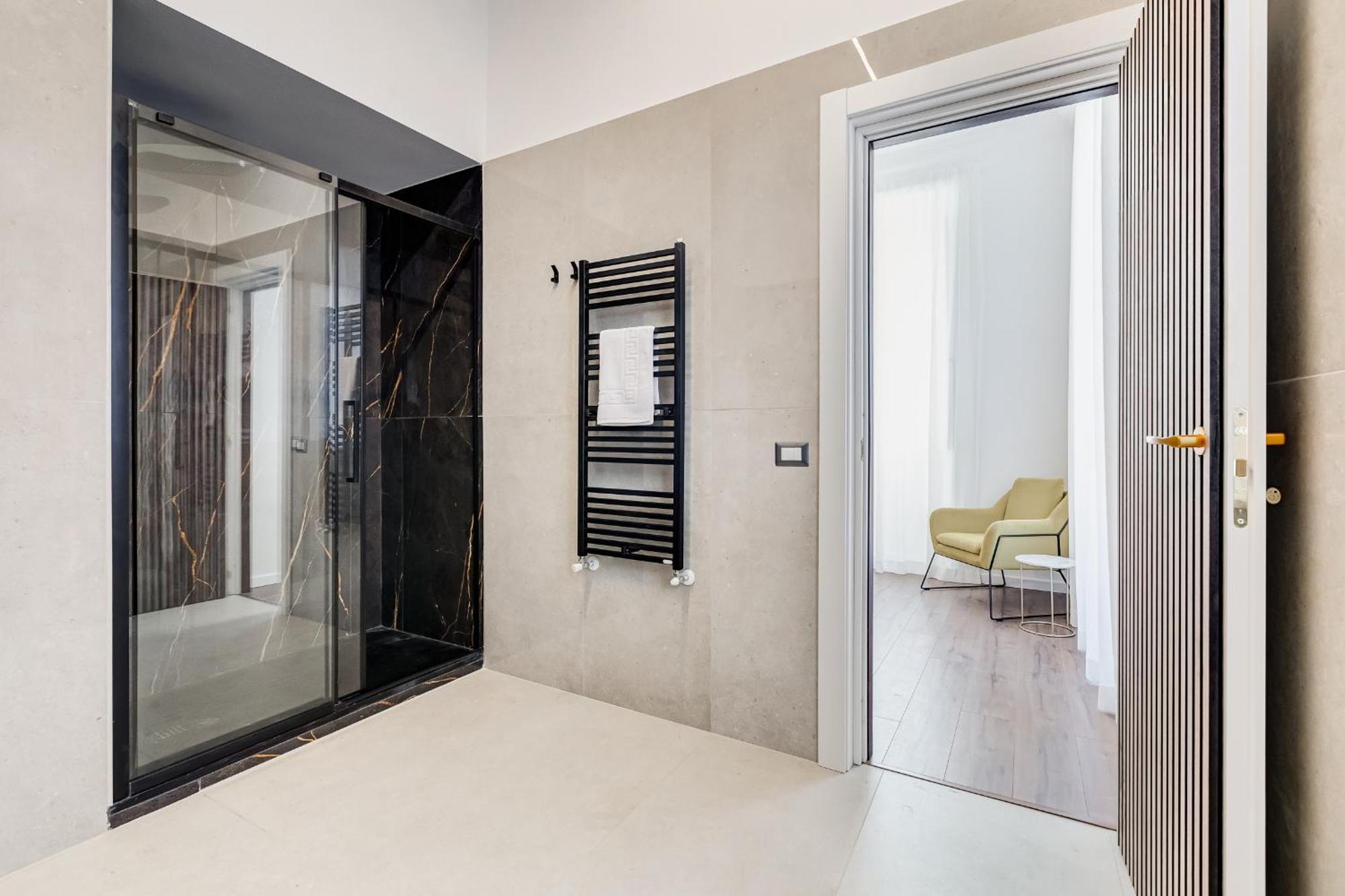 Bmga L Ottaviano Lux 3bdr * Rome