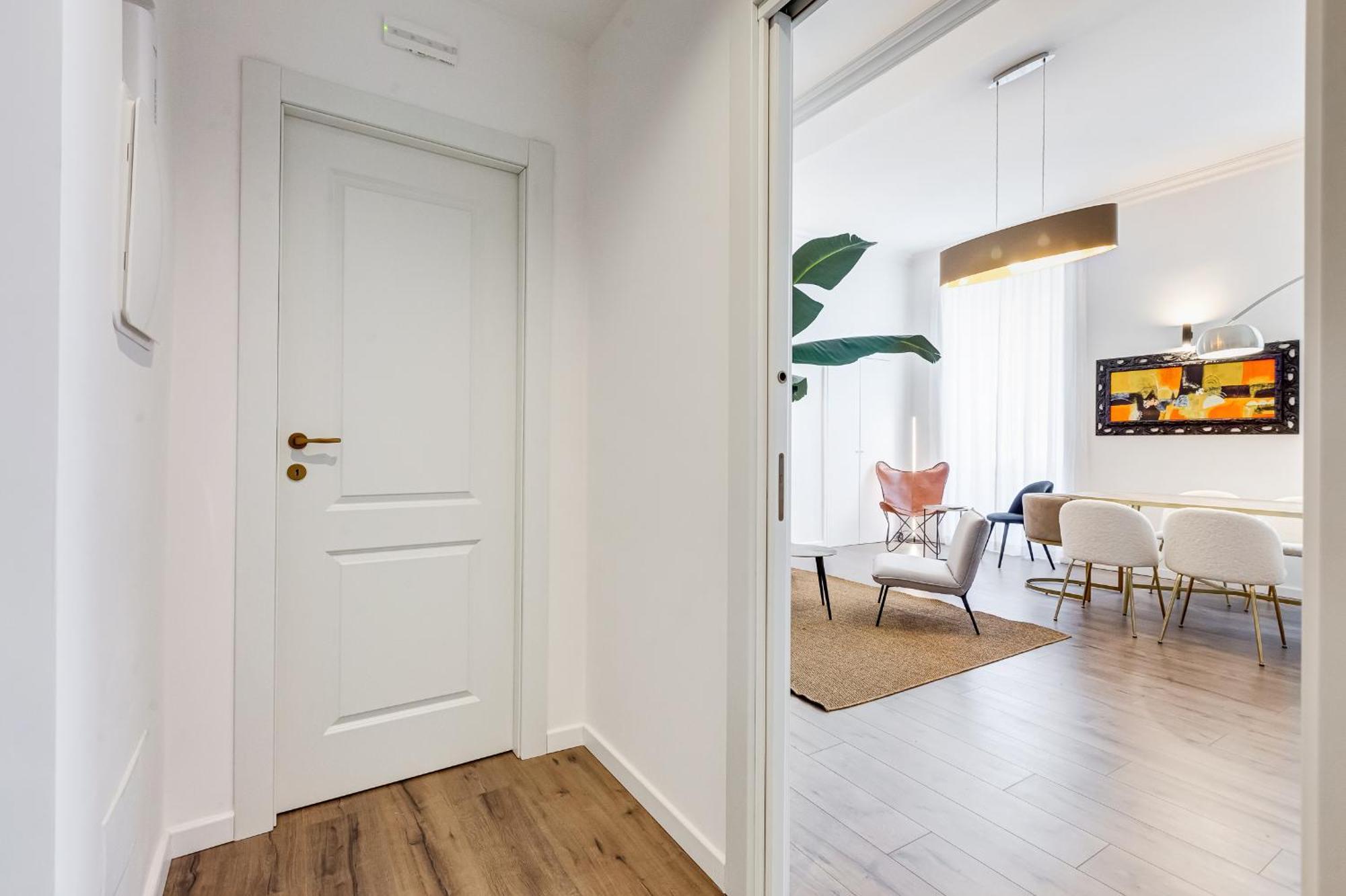 Apartment Bmga L Ottaviano Lux 3bdr *