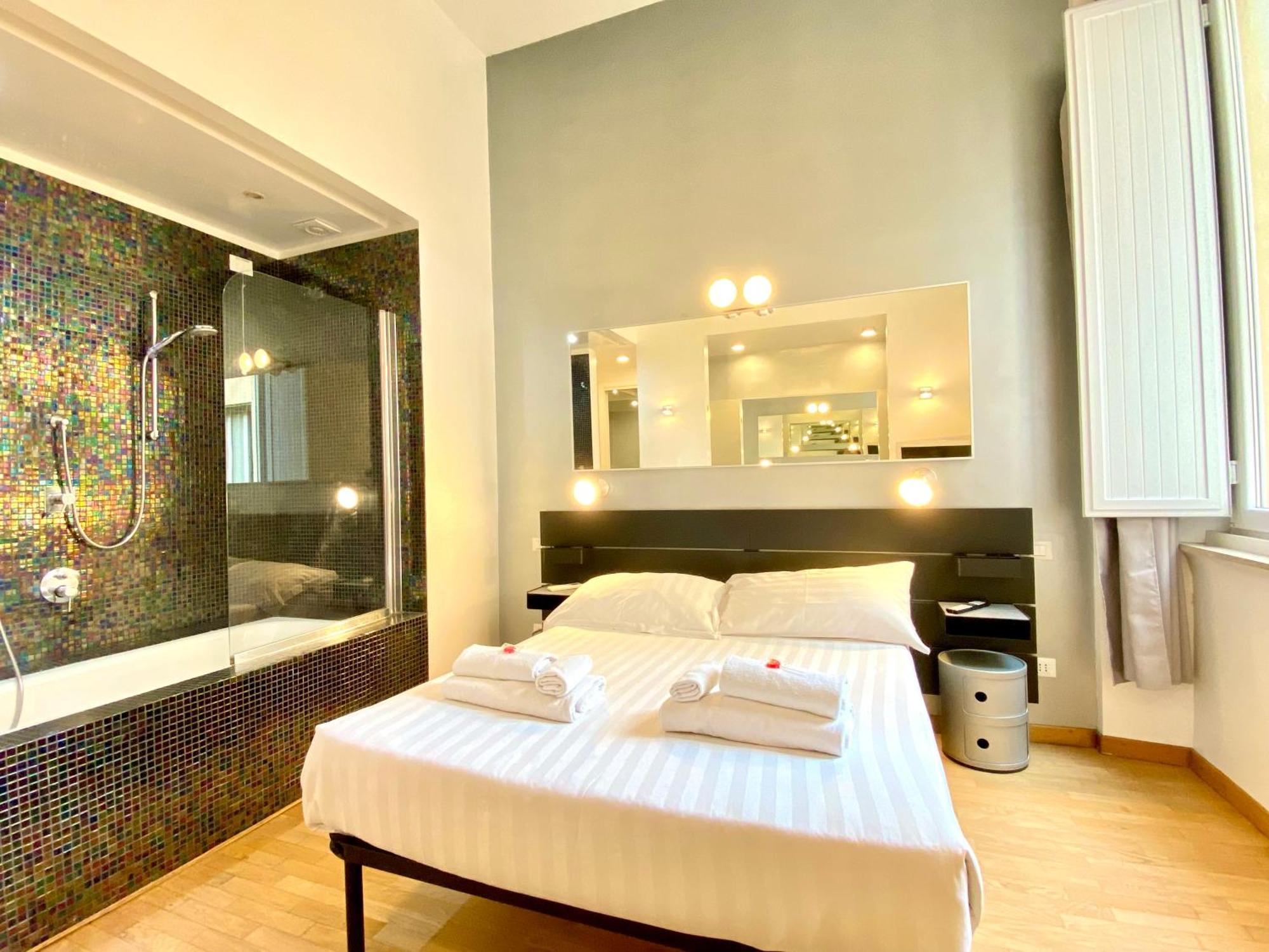 Kiss Me Luxury Bed & Breakfast Rome