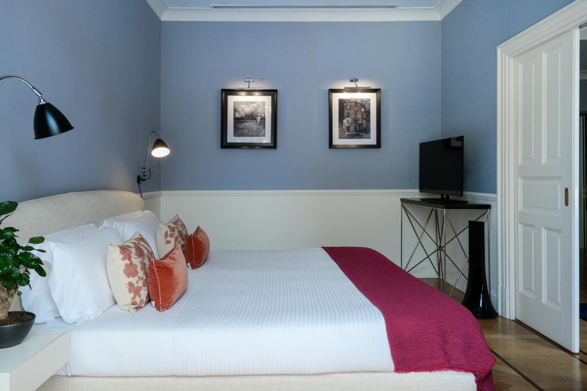 The Fifteen Keys Hotel