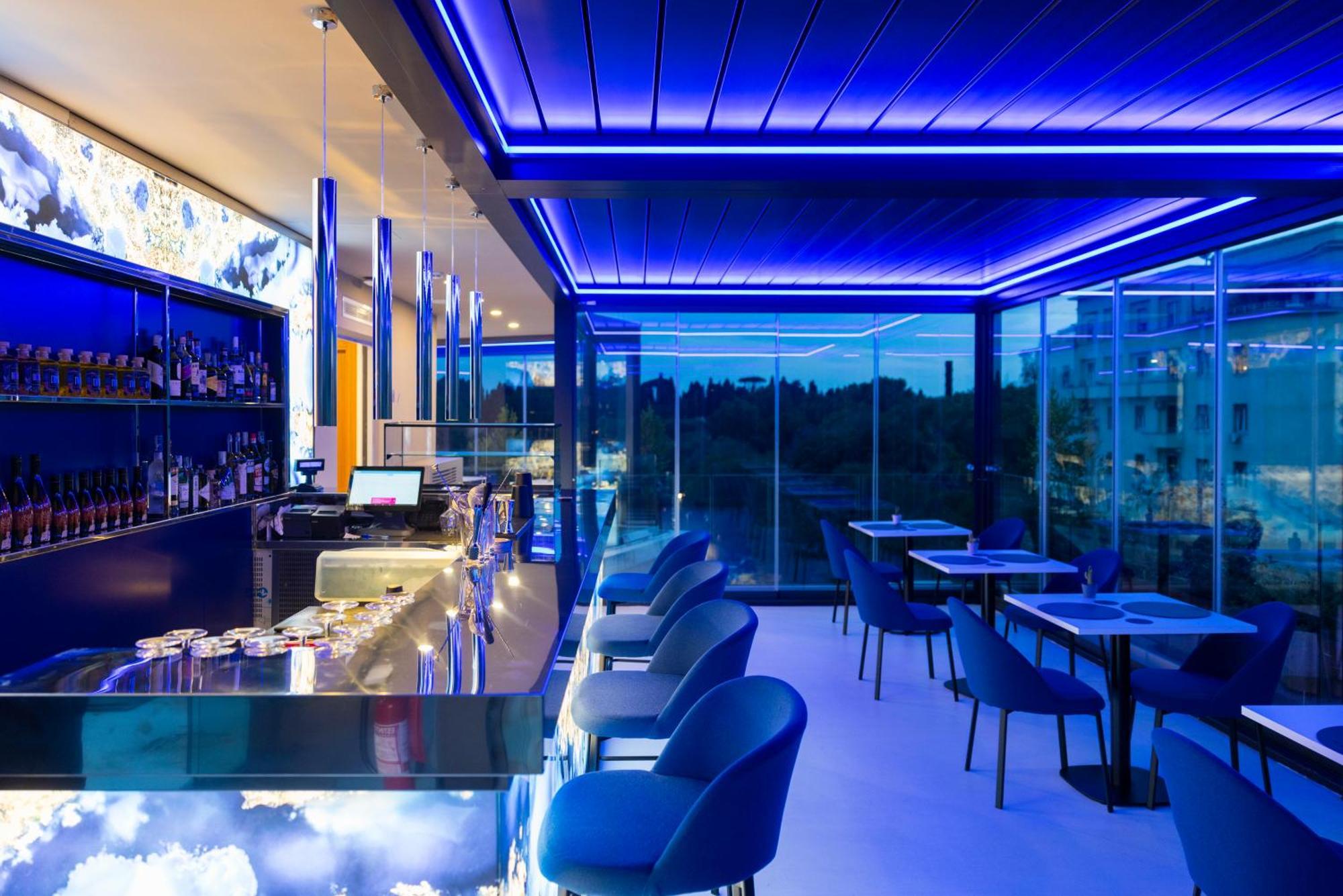 J Maluni 4* Rome