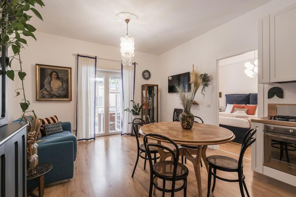 Vatican Elegance House Appartement *