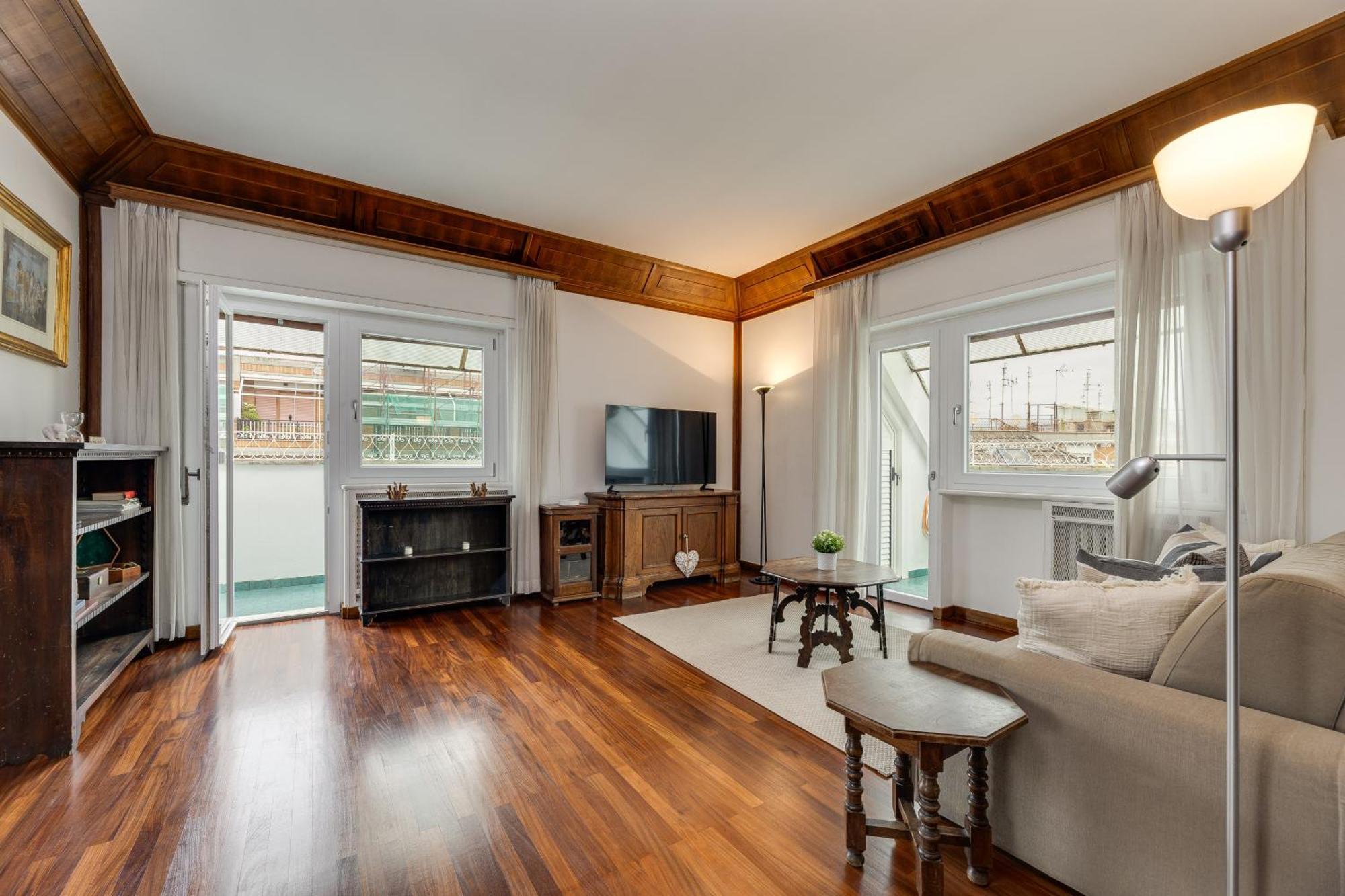 Elegante 130mq In Stile Classico Apartment Rome
