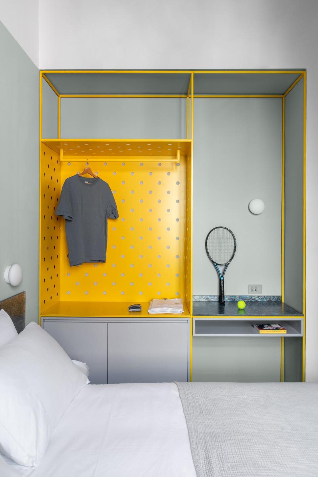 Ehi Guest house