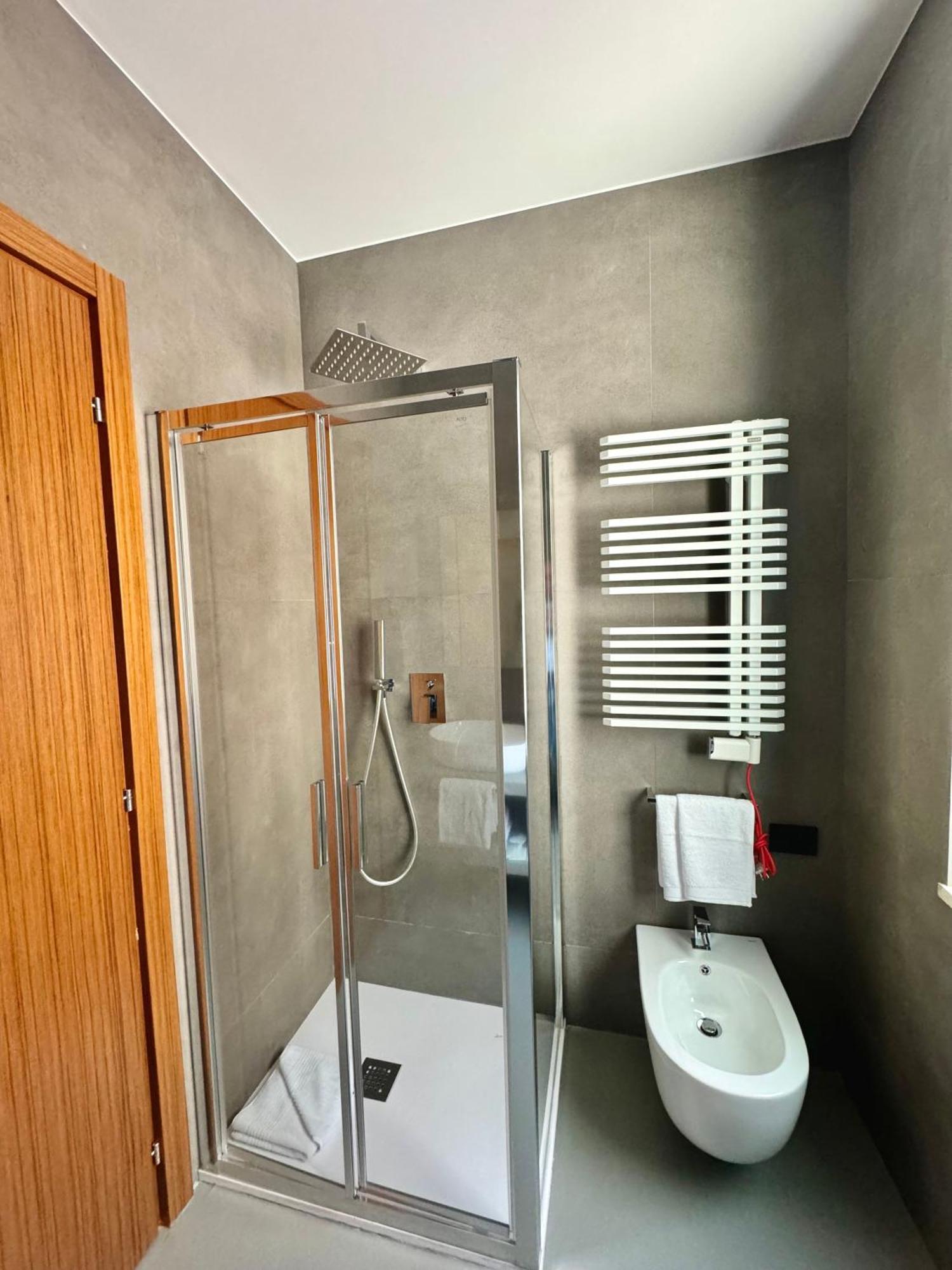 J Maluni Hotel Rome