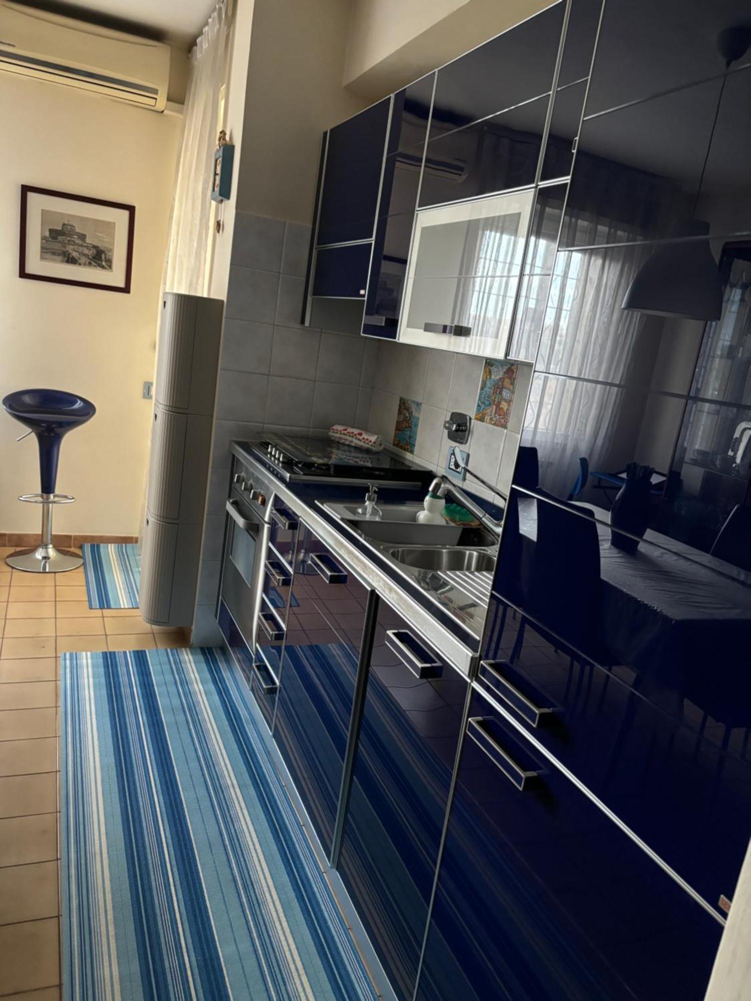 Grelly's House - In - 50 Meters From The Metro Appartement Rome