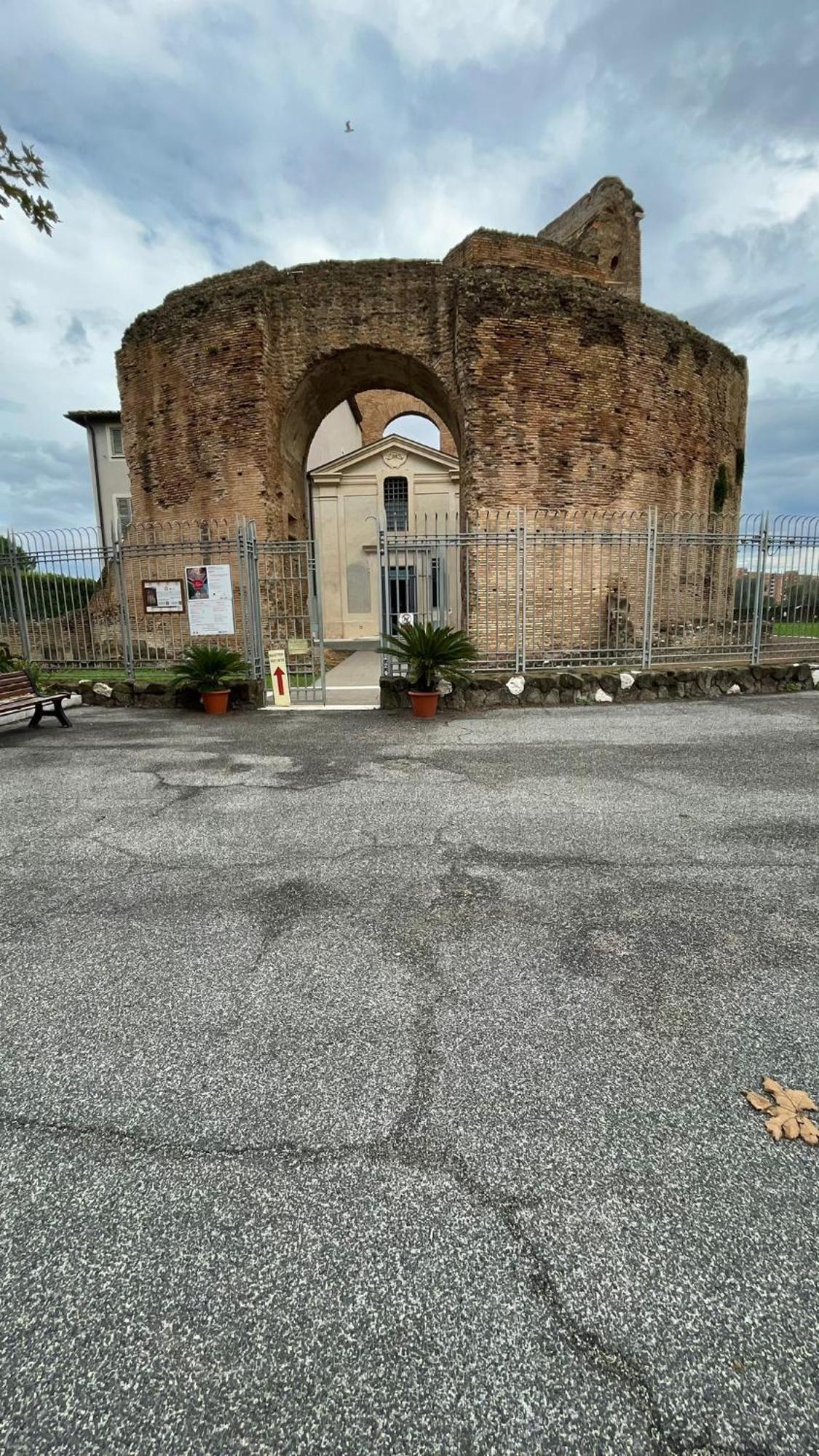 Casa Gaia A 2 Passi Dalla Metro A E C Apartment Rome