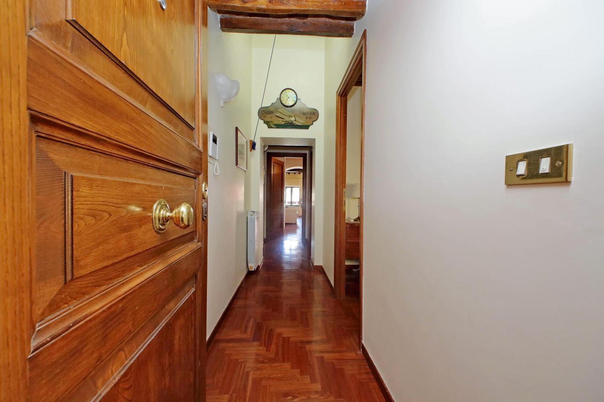 Apartment Classic Next To Popolo Square