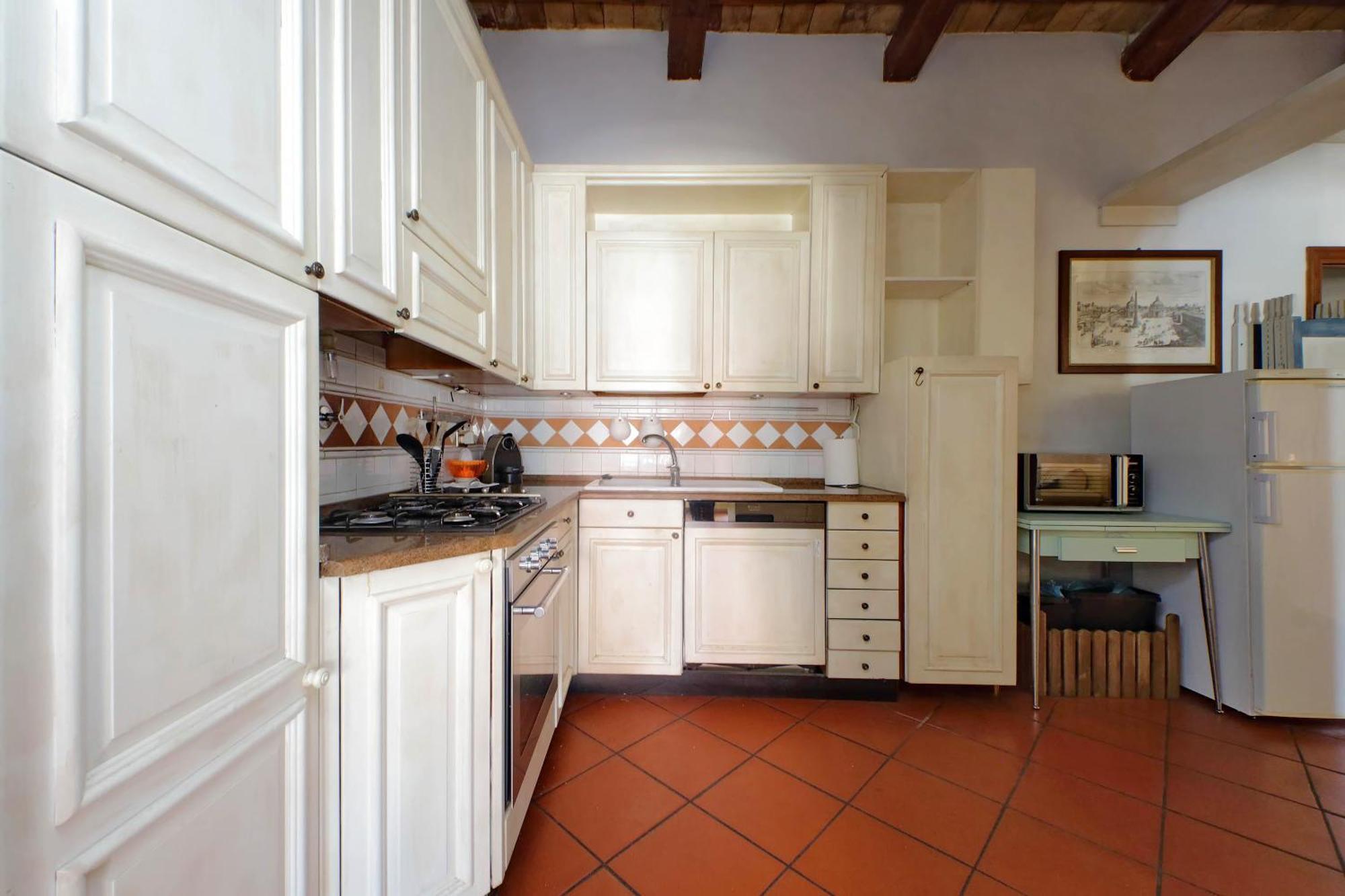 Apartment Classic Next To Popolo Square Rome