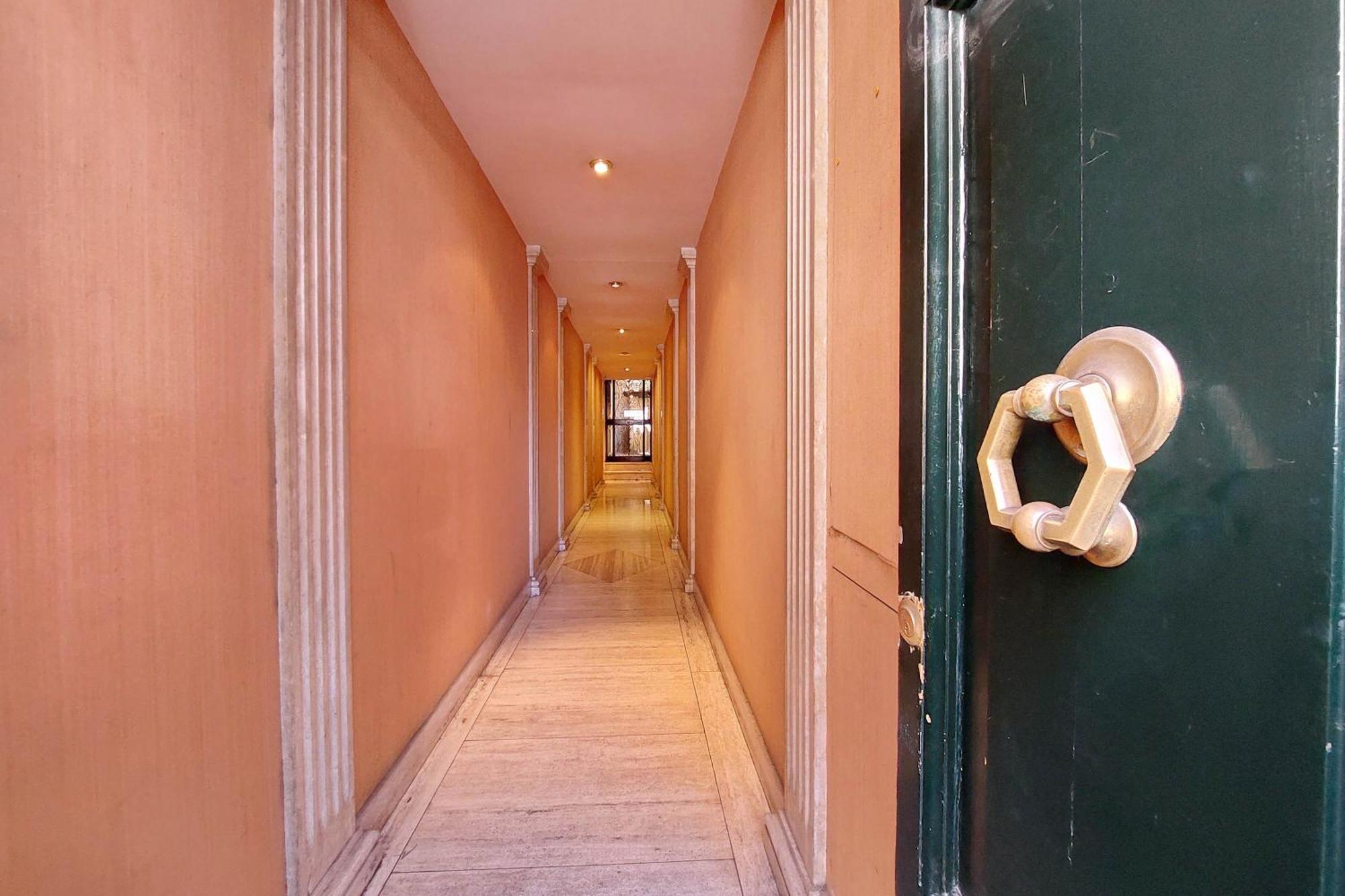 Apartment Classic Next To Popolo Square Rome