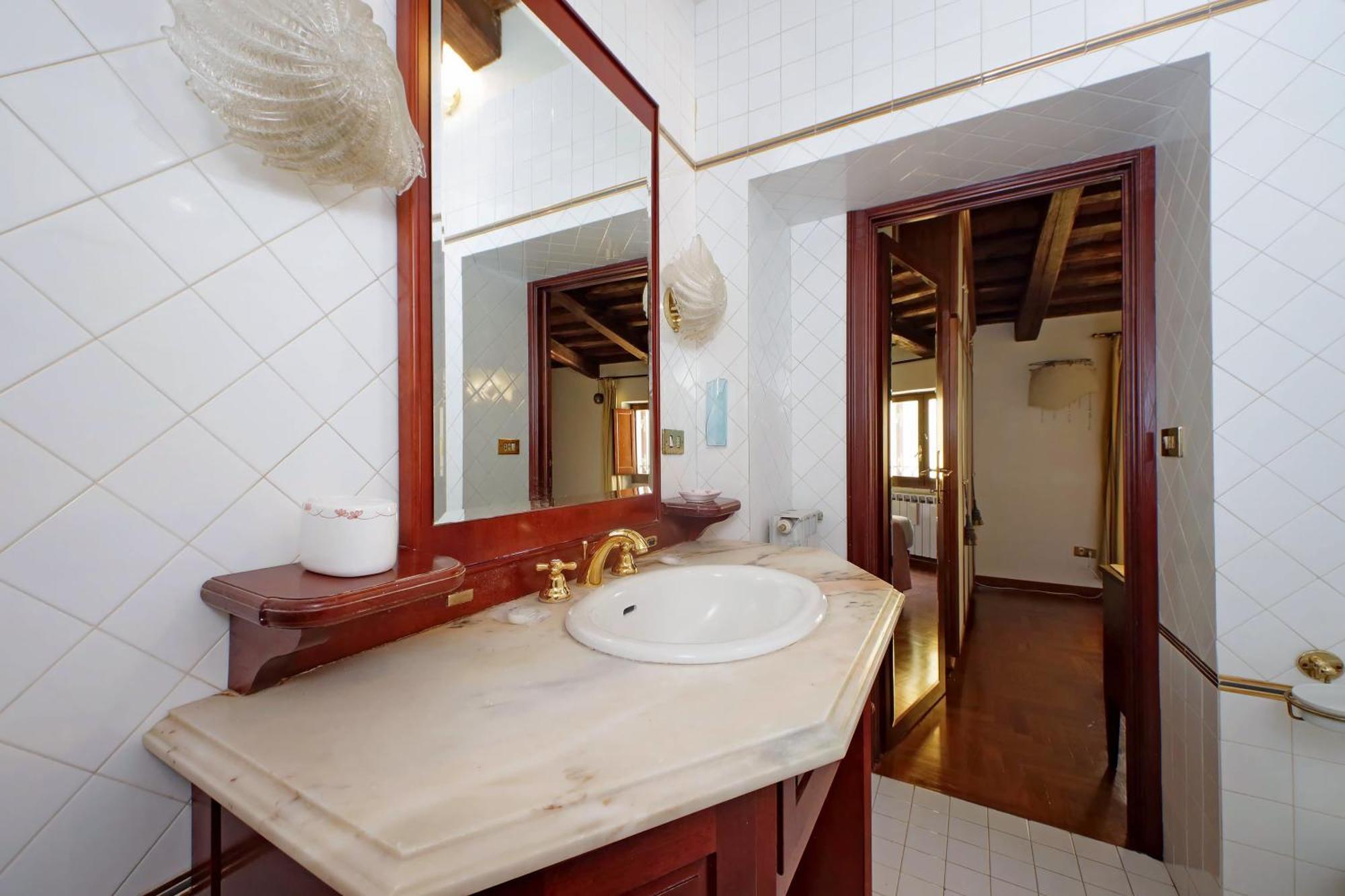 Apartment Classic Next To Popolo Square Rome