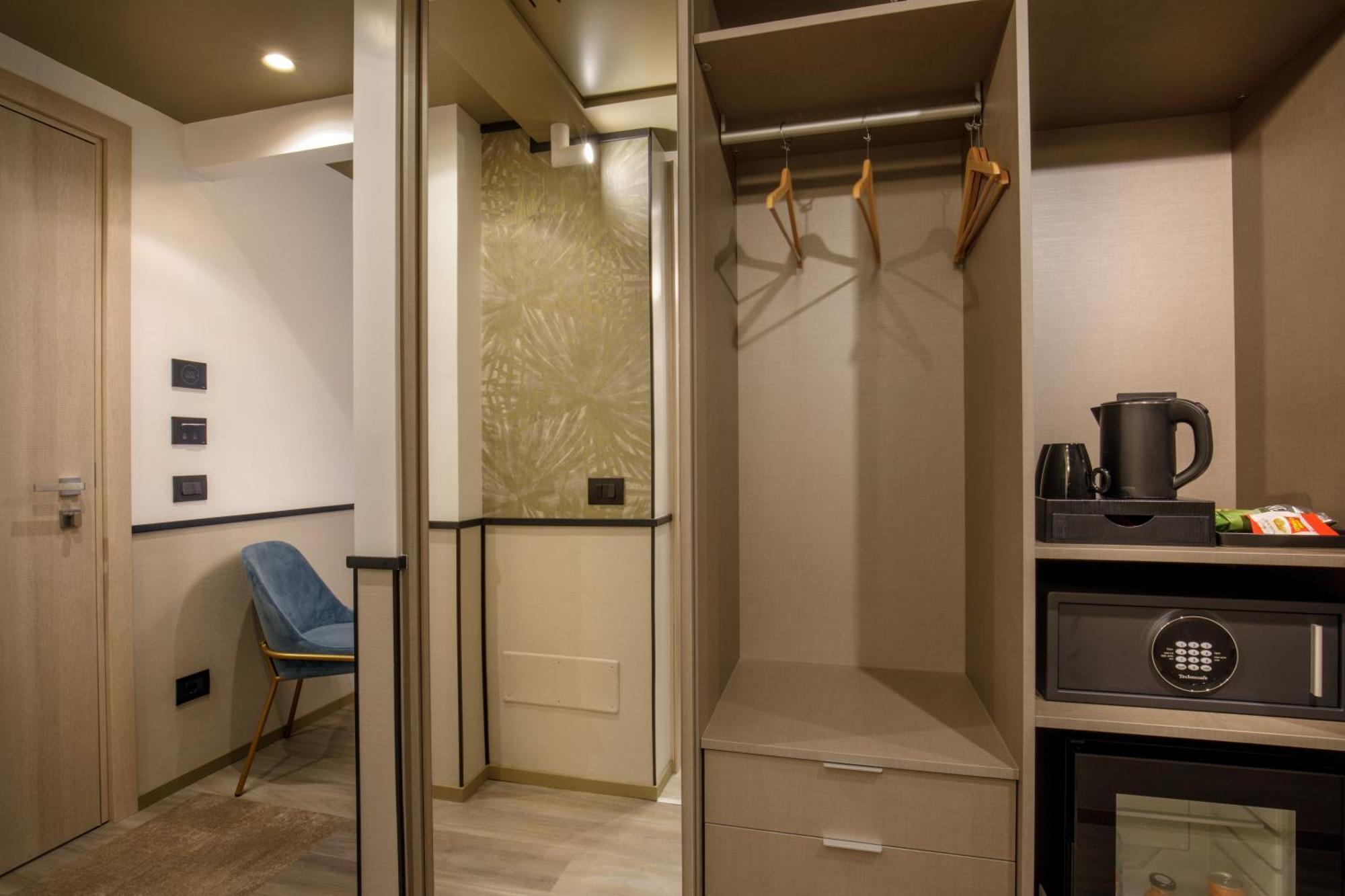 Domidea 4* Rome