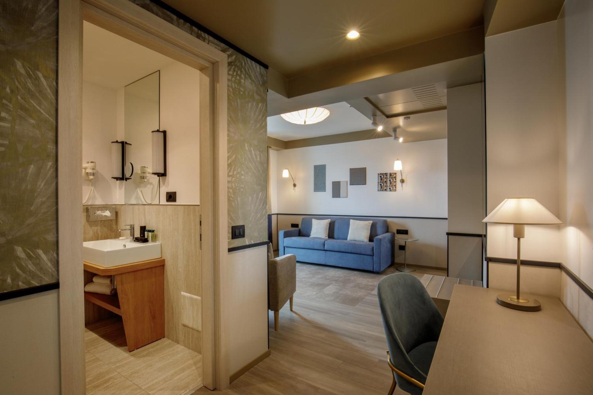 Domidea Hotel