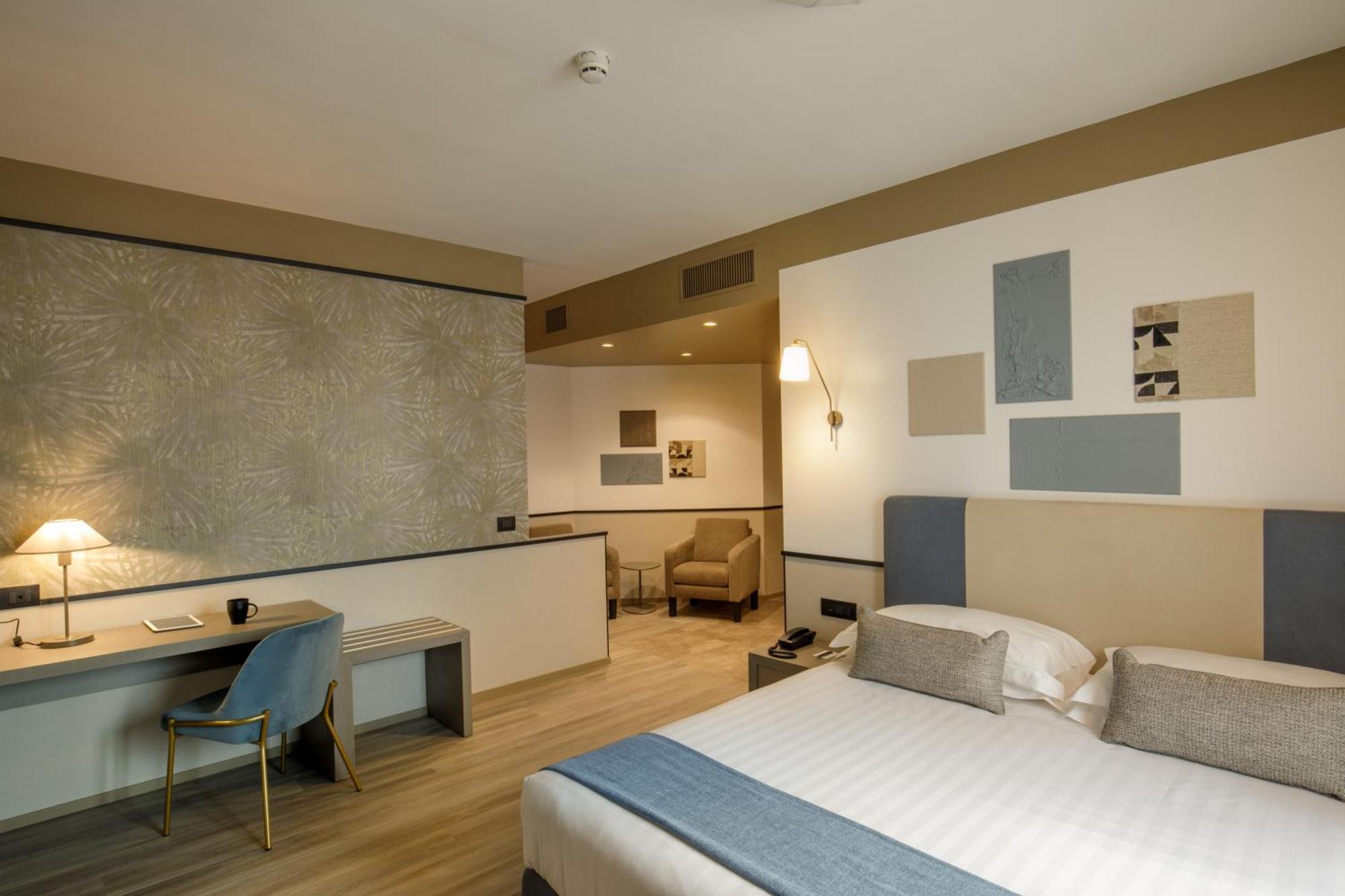 Hotel Domidea 4*