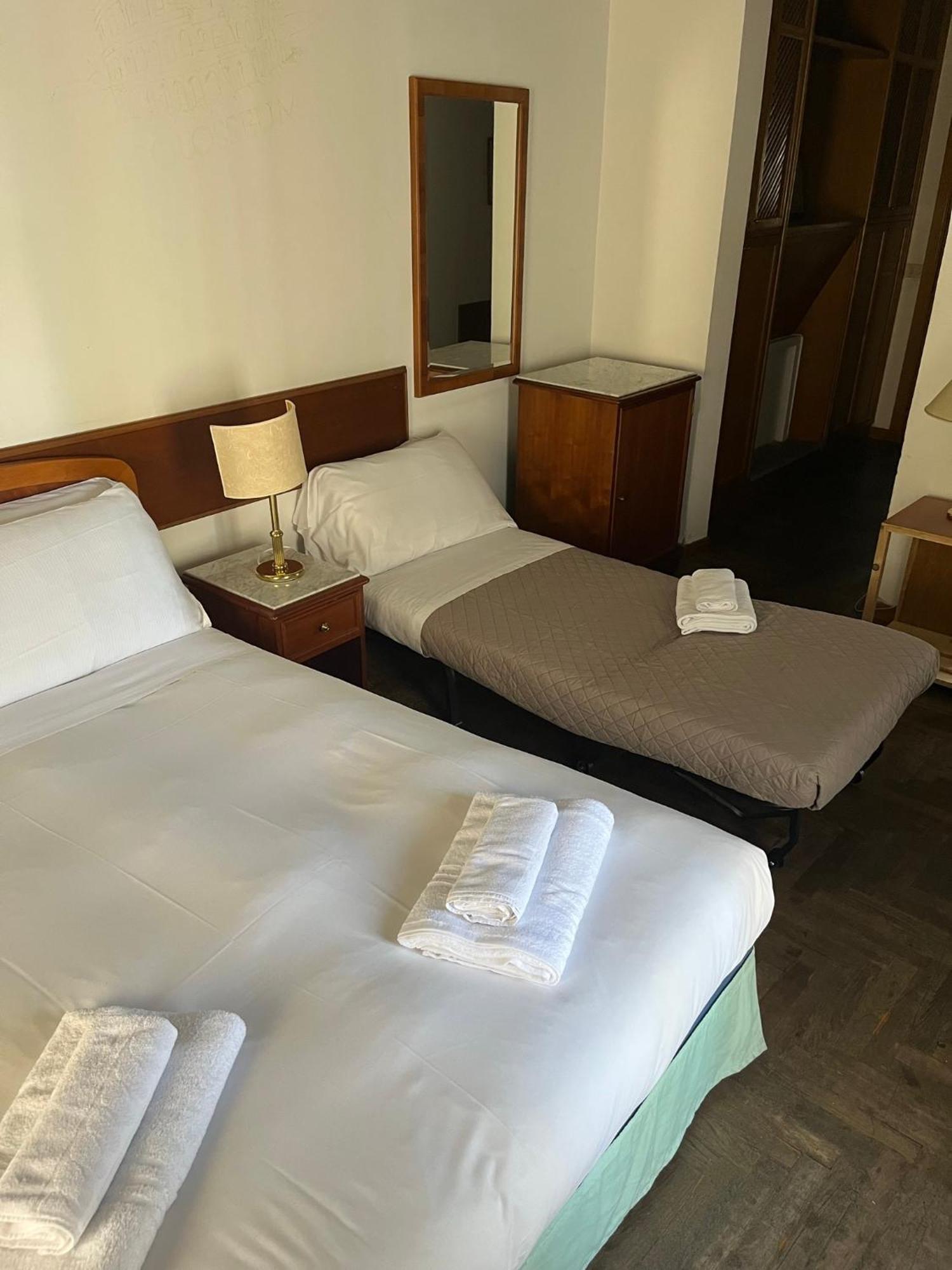 Clod's Pods * Rome