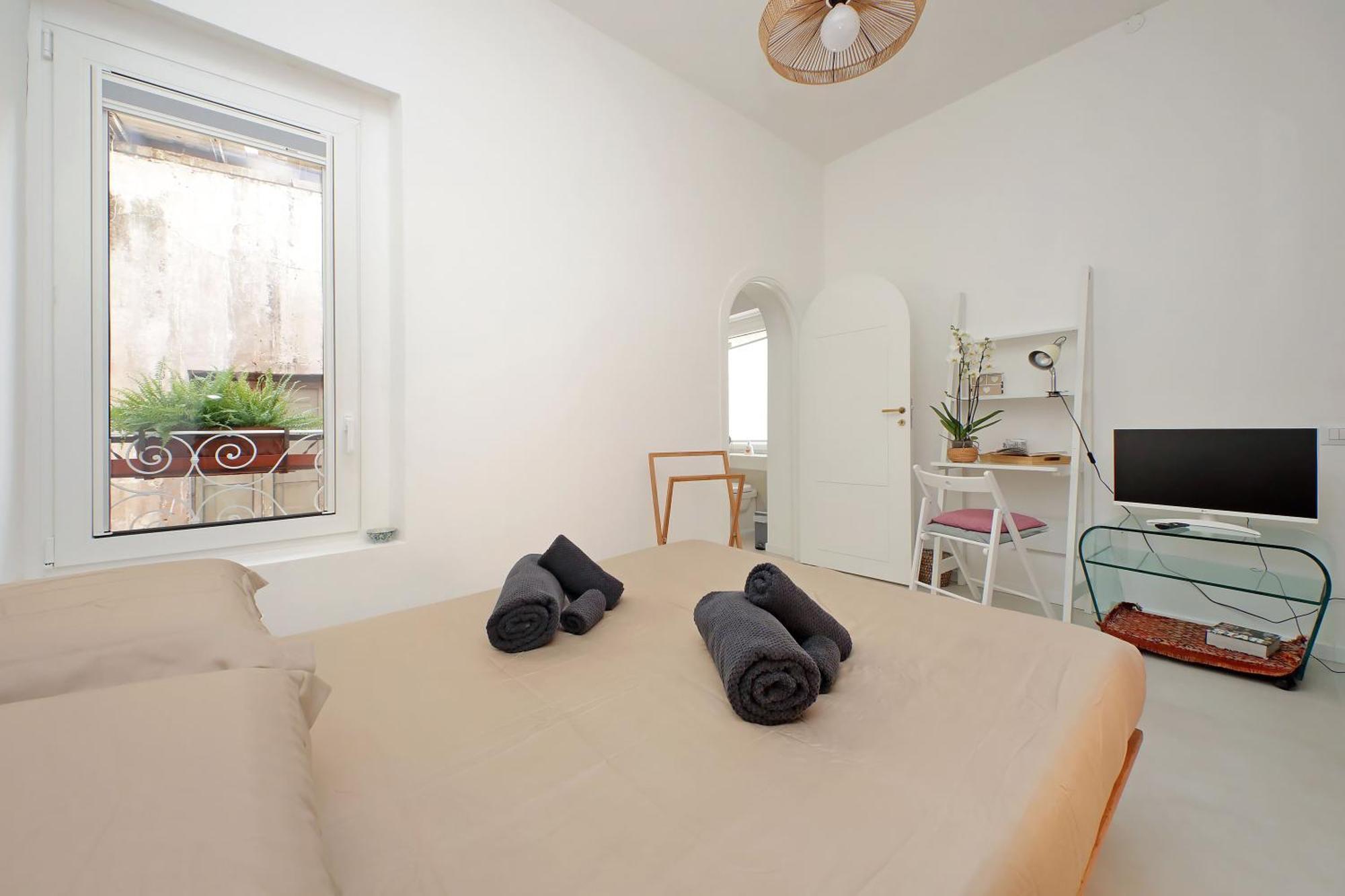 Appartamento Campo Dei Fiori Con Terrazzo *