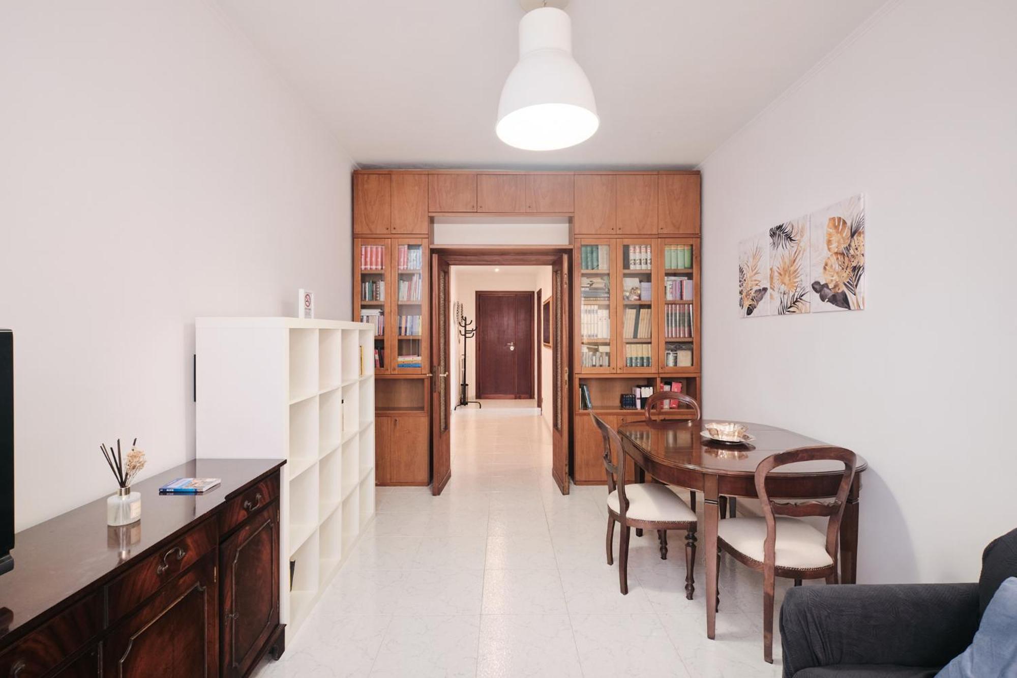 Parcheggio Gratuito, Wi-fi -netflix & Ac Appartamento Roma