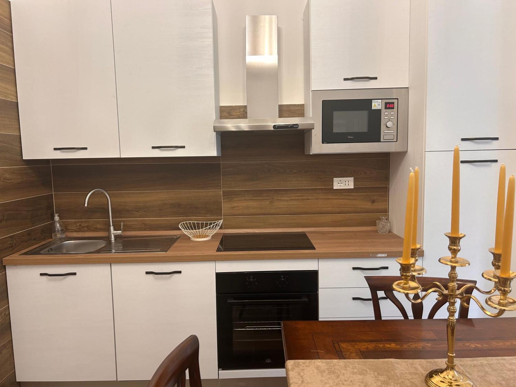 Romance Al Colosseo 3 Apartment Rome