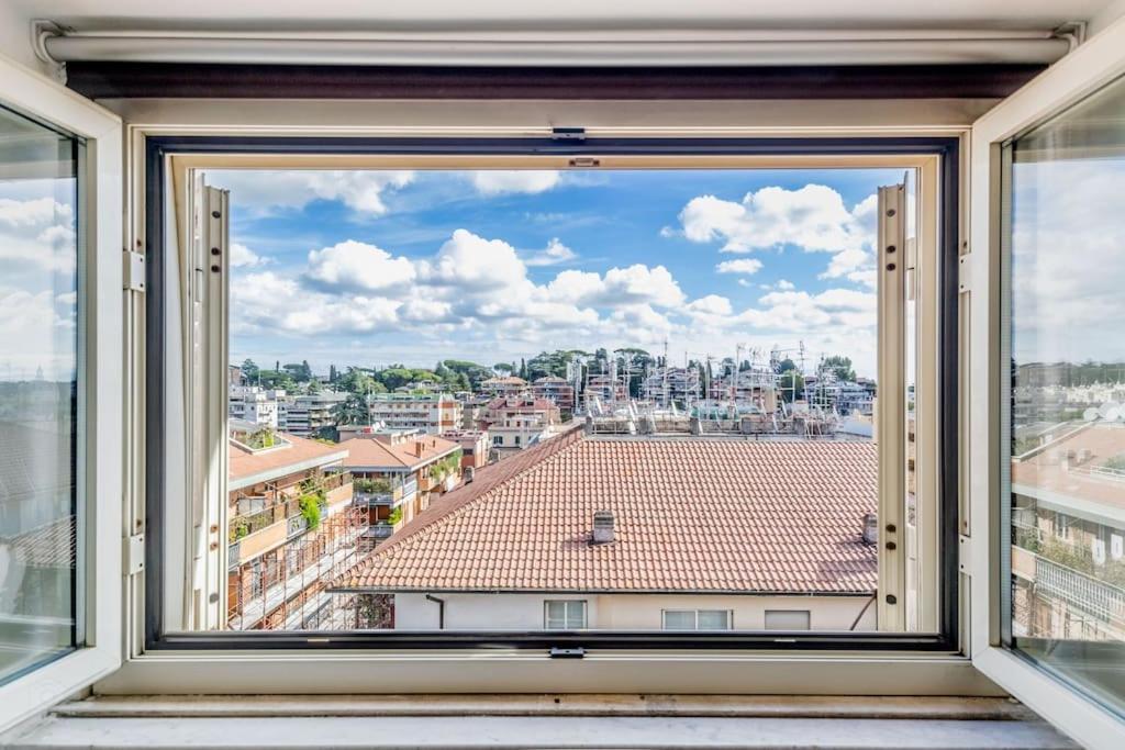 Rooftop Ponte Milvio Appartement *