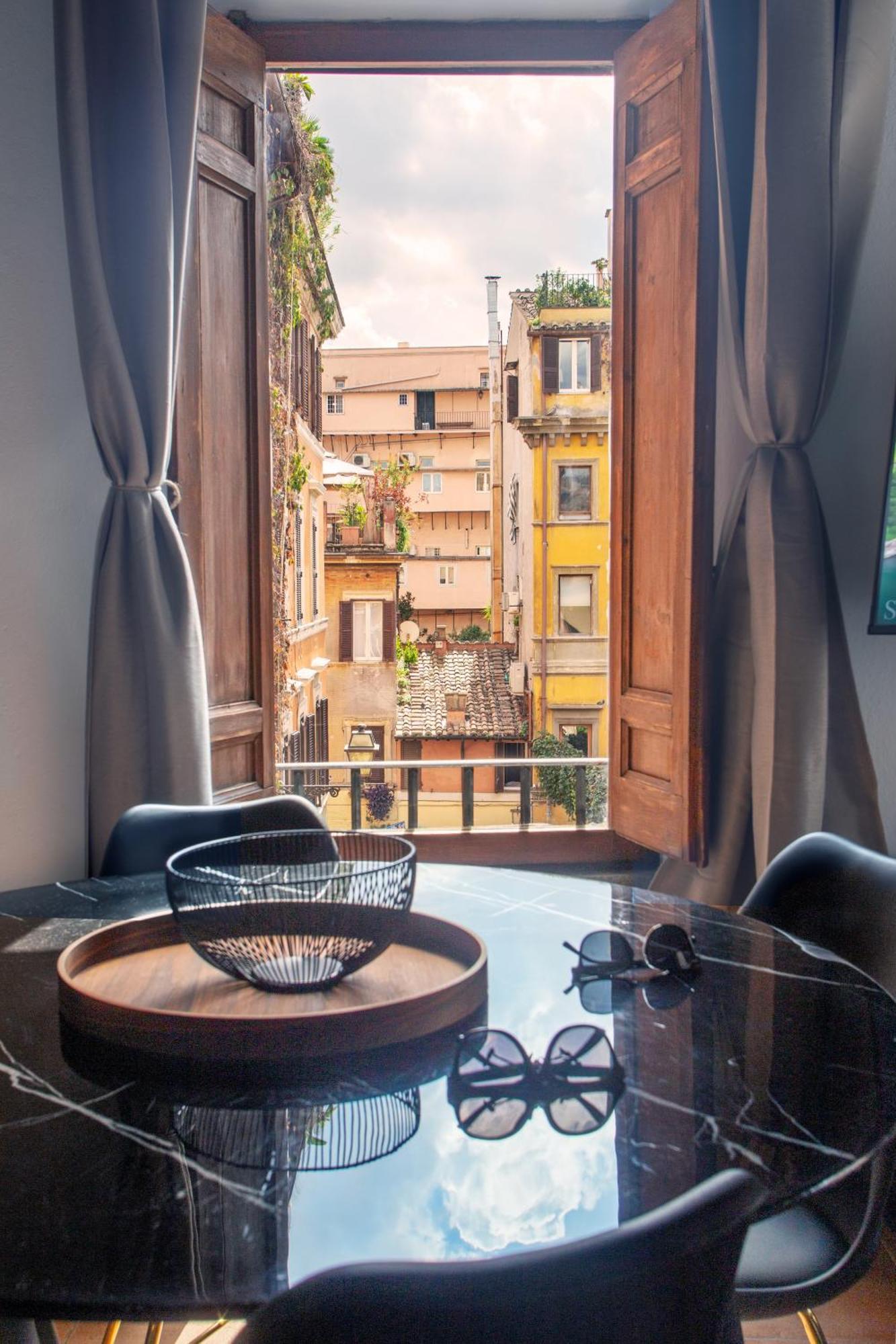Imperial House San Calisto 7 Holiday home Rome