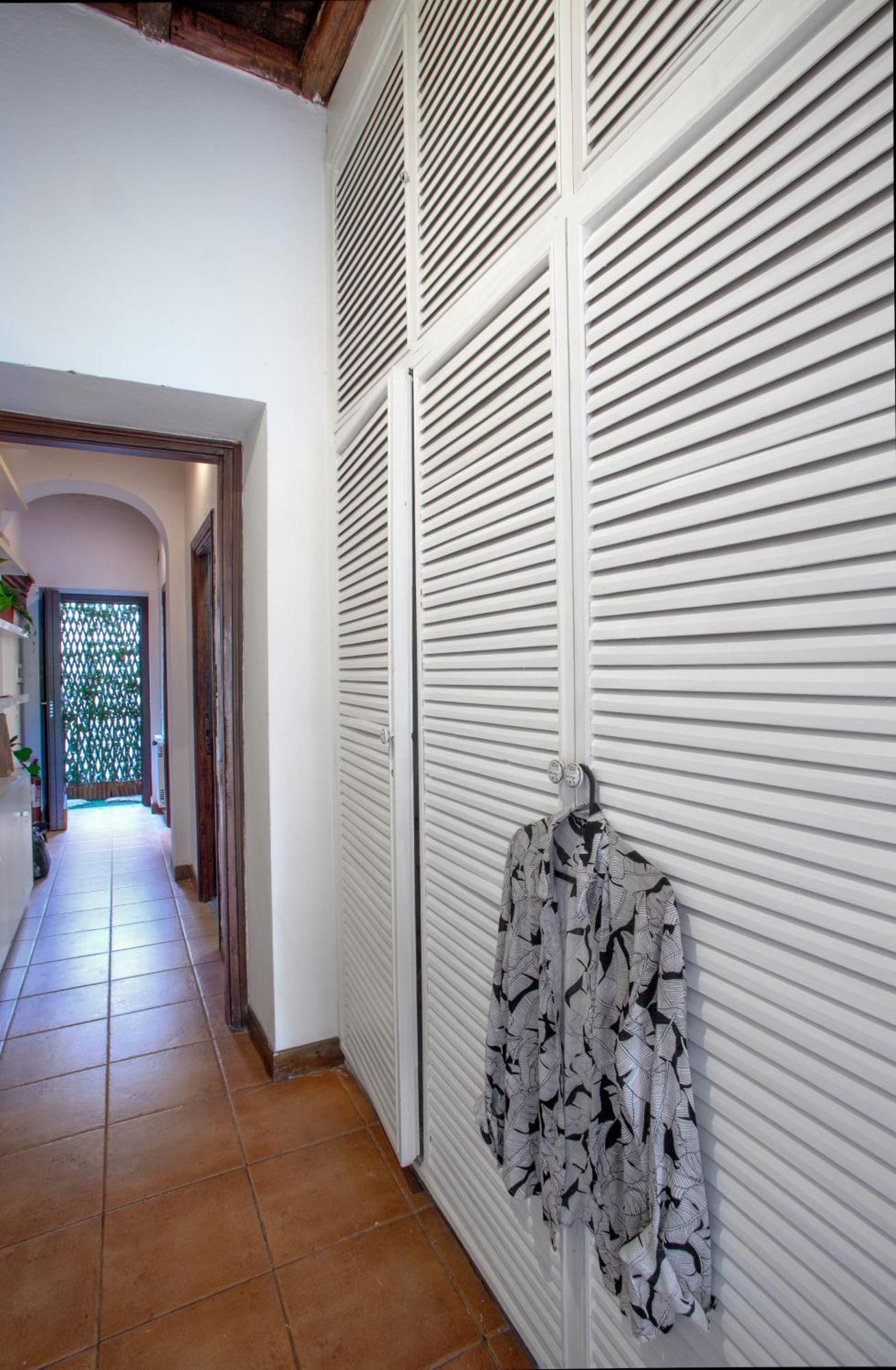 Imperial House San Calisto 7 *