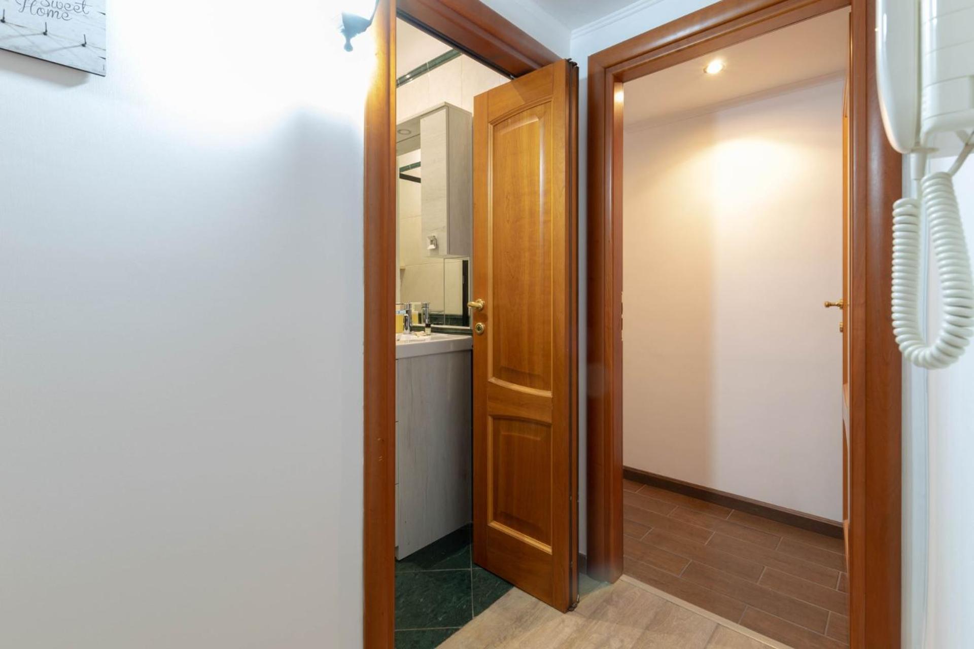 Apartment Mame - Your Roman *