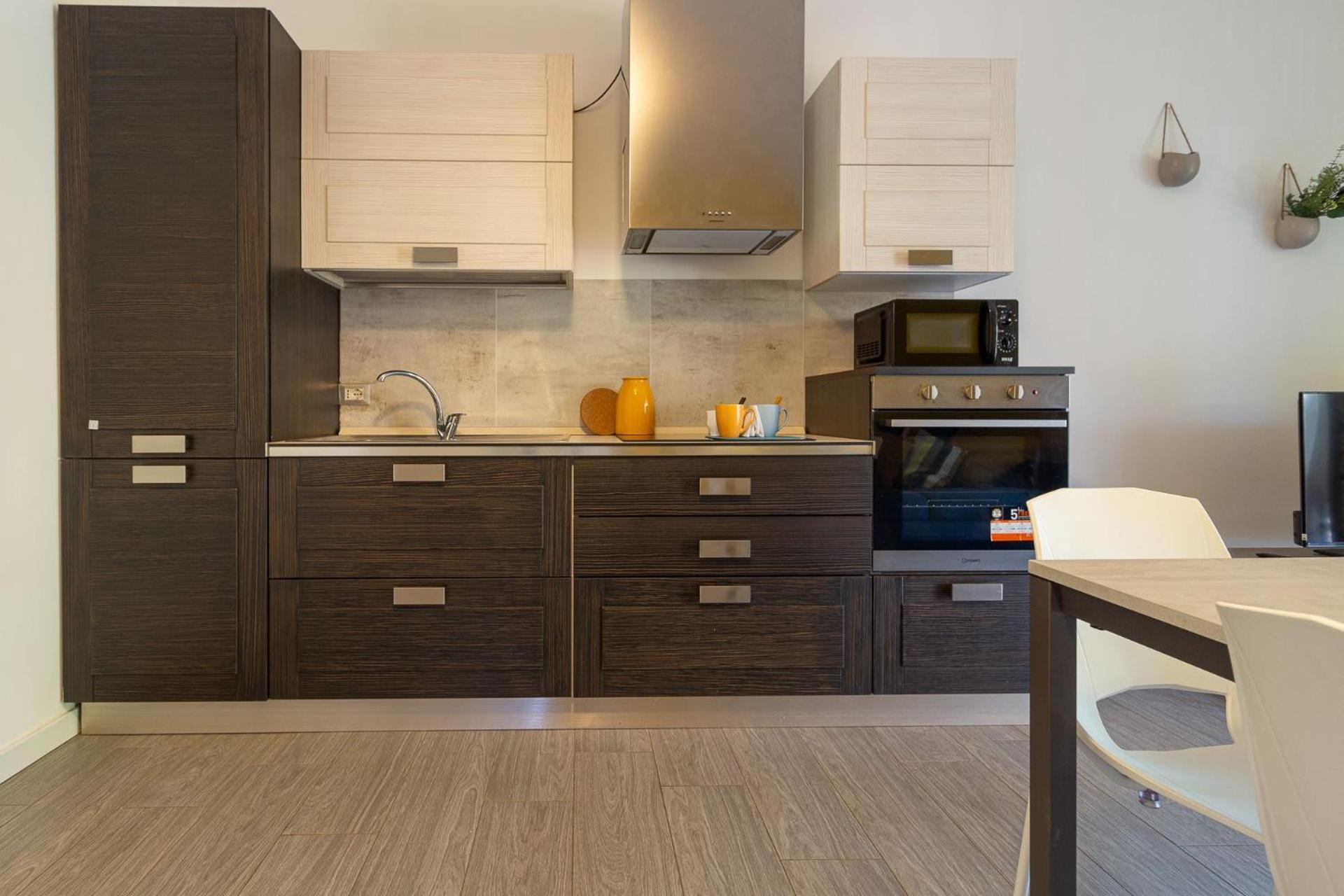 Mustard Apartment Rome