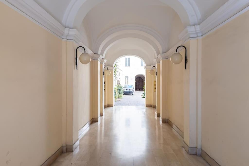 Apartment Charme E Lusso A San Pietro