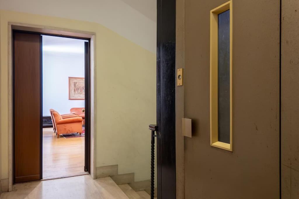Charme E Lusso A San Pietro Apartment