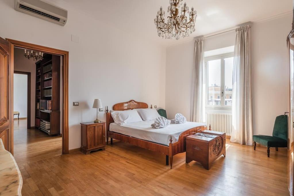 Apartment Charme E Lusso A San Pietro Rome