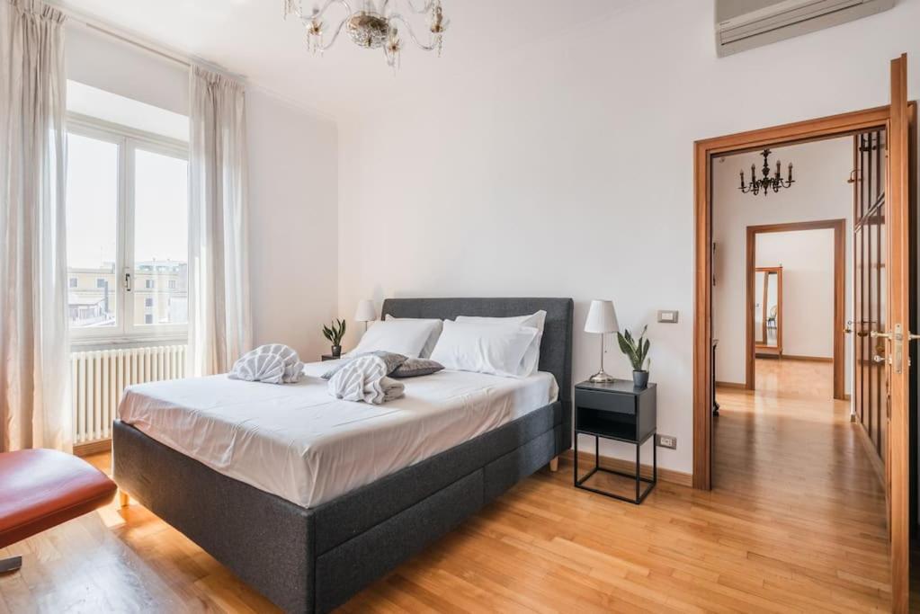 Apartment Charme E Lusso A San Pietro
