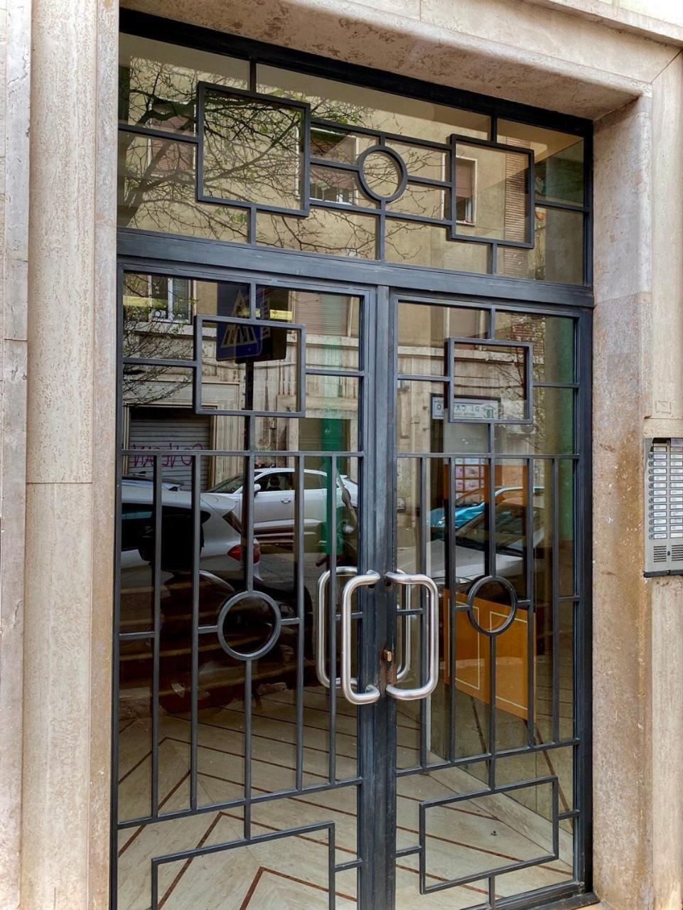 Elenae Domus Apartment *