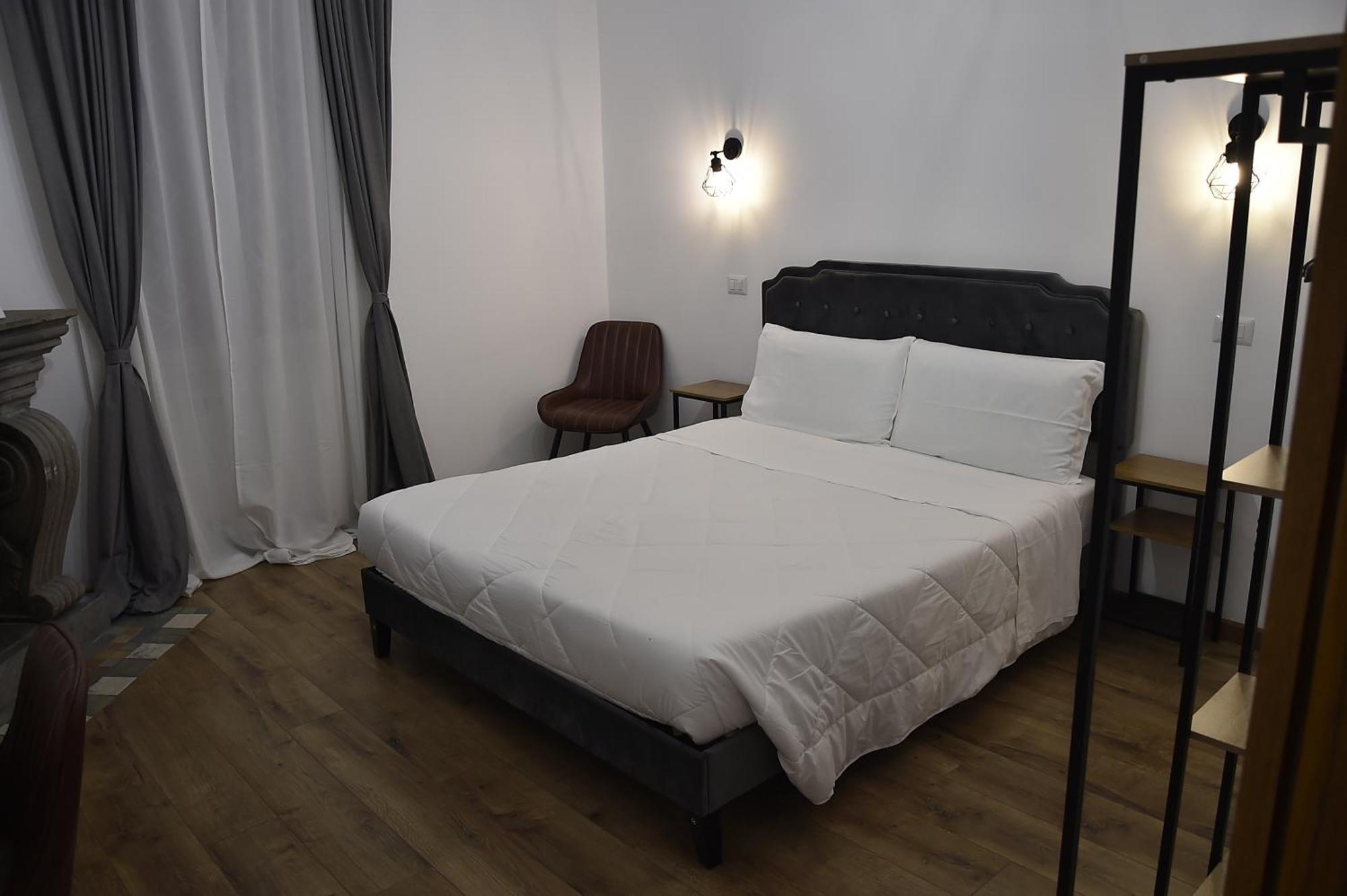 Chic Cattolica Gemelli Rome